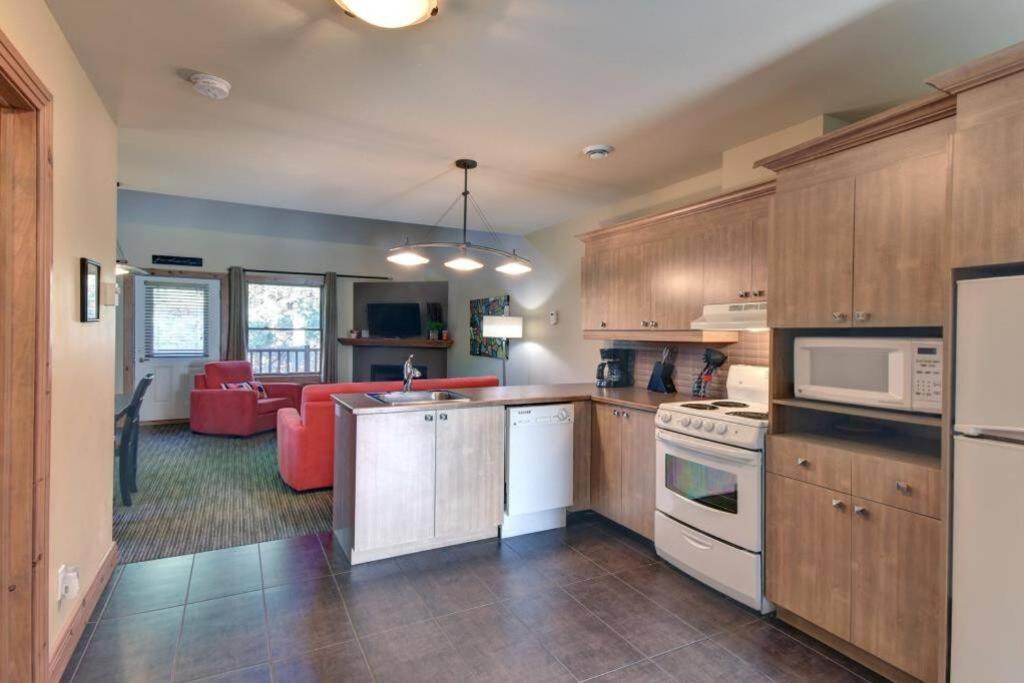 Tremblant Chalet Walking Distance From Activities Mont-Tremblant Exterior photo