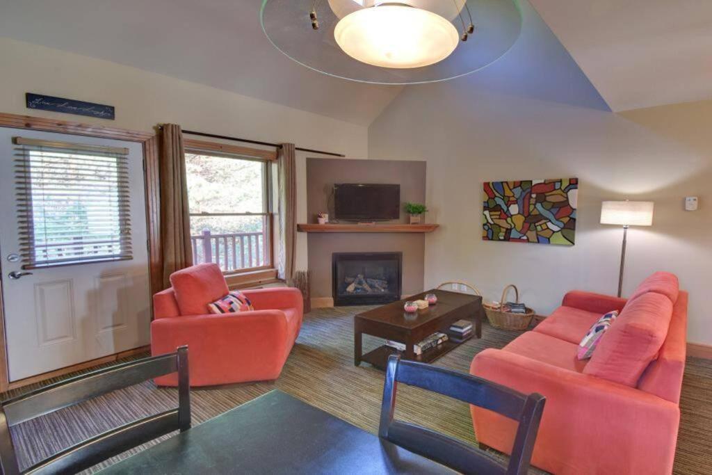 Tremblant Chalet Walking Distance From Activities Mont-Tremblant Exterior photo